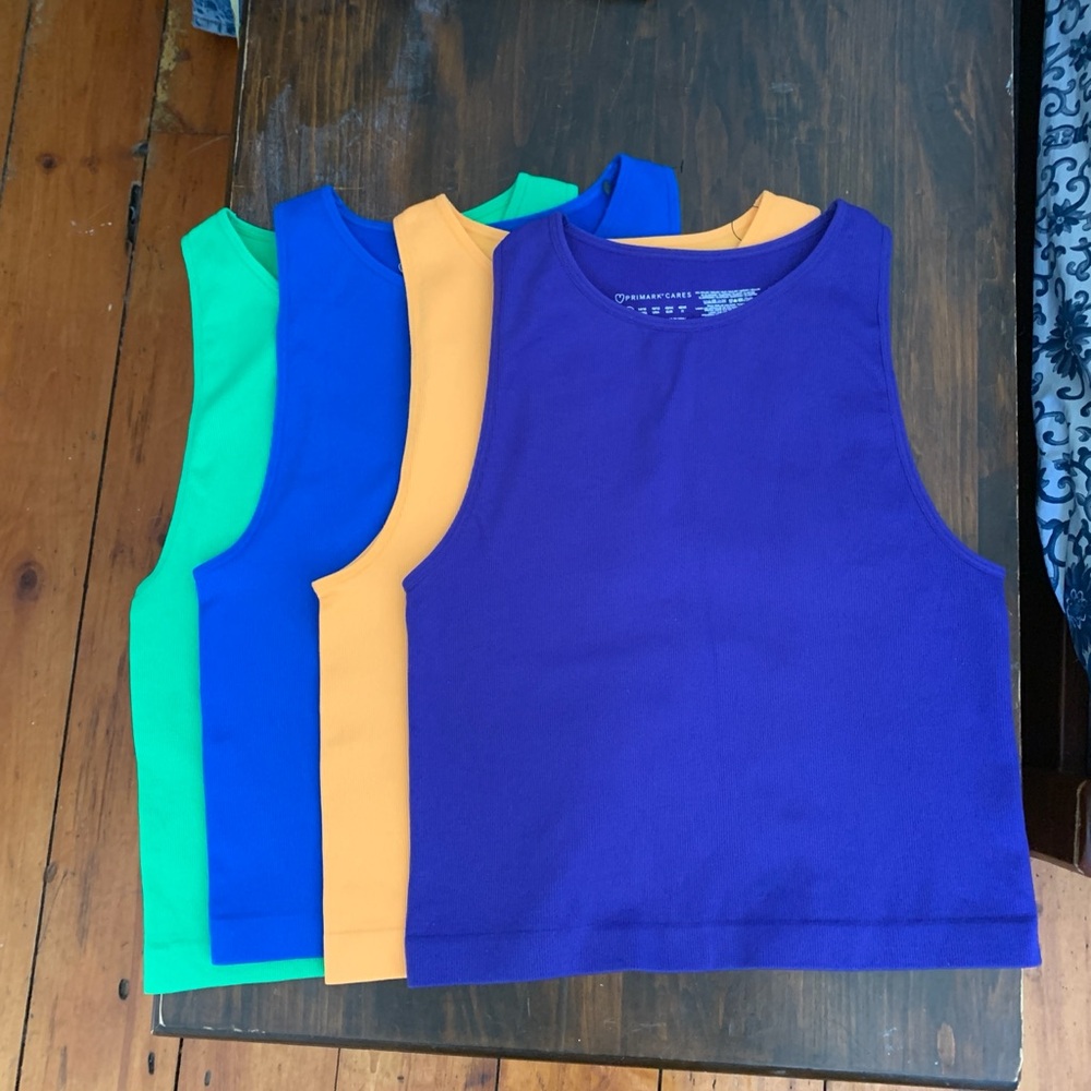 Exercise Tops (4) M - Picture 3 of 4